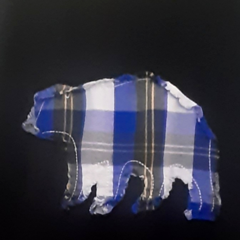 Bass leisure long sleeve Flannel bear patch